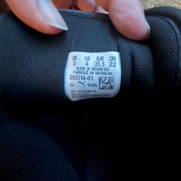 Boys Puma Shoes - Picture 5 of 5